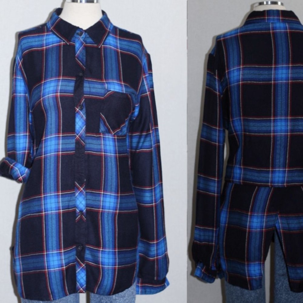 Black & Blue Long Sleeve Plaid Top